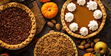 Fall,Traditional,Pies,Pumpkin,,Pecan,And,Apple,Crumble,Pie,Overhead
